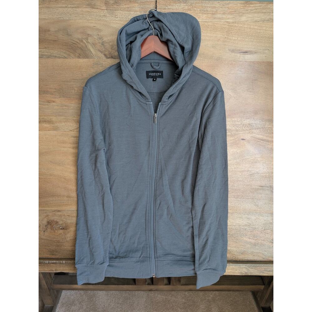 NWT Unbound Merino Hoodie Mens M Dark Gray Compact Travel Long Sleeve Full Zip